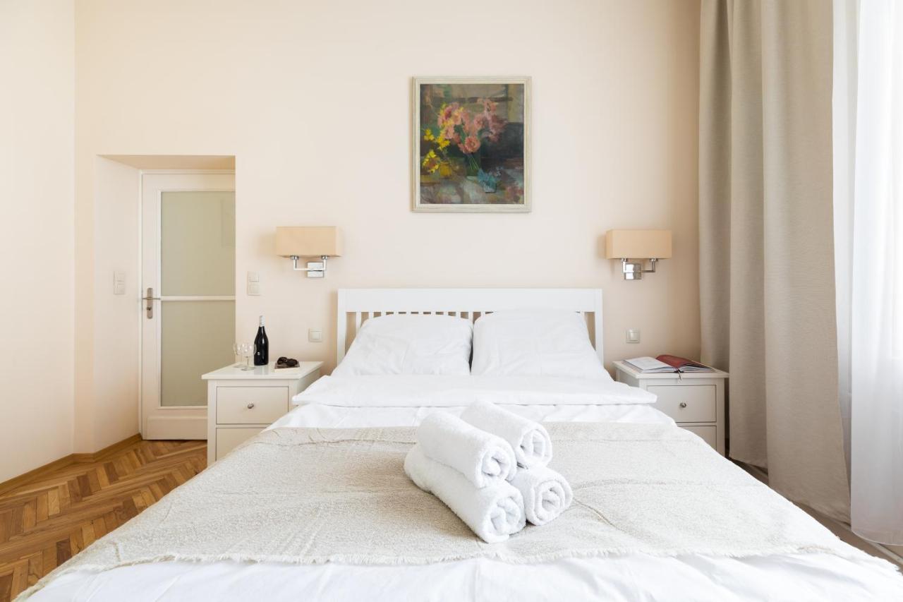 P&O Serviced Apartments Plac Konstytucji Warszawa Eksteriør bilde