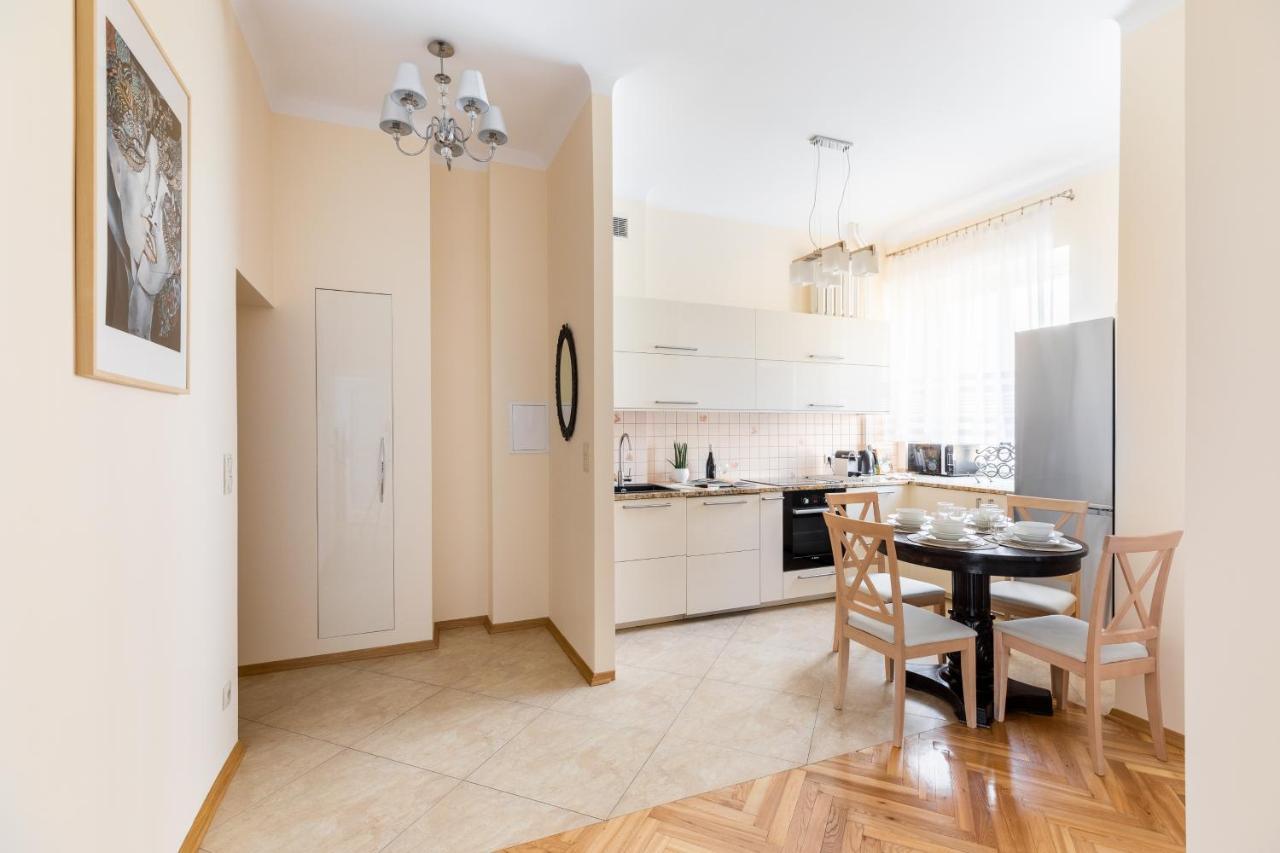 P&O Serviced Apartments Plac Konstytucji Warszawa Eksteriør bilde