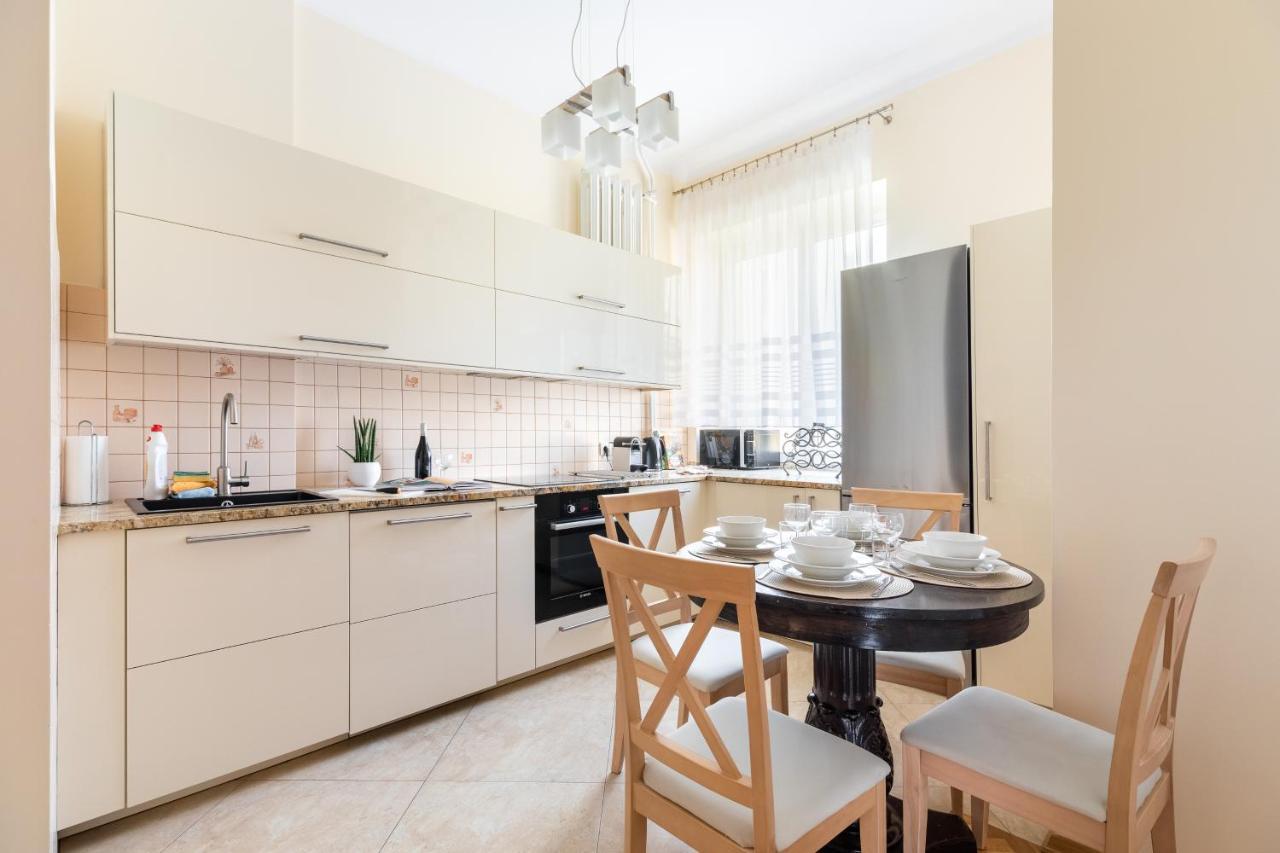 P&O Serviced Apartments Plac Konstytucji Warszawa Eksteriør bilde